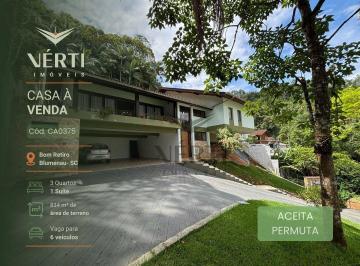 61c529b790599122e3a01fbb917204f810a7cf83 · Surpreenda-se com esta casa PLANA no Bairro Bom Retiro, com 3 quartos, suíte, área de festas com chu