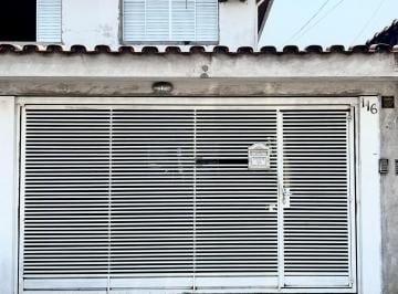 Casa de 3 quartos, São Paulo · Sobrado  com 3 quartos 1 suite 2 vagas próximo a USP  transporte coletivo