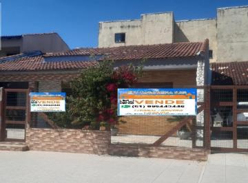 202502031511088991.jpg · Casa para Venda em Cidreira, Centro, 4 dormitórios, 1 suíte, 3 banheiros, 2 vagas