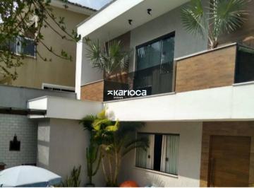 Casa · 180m² · 3 Quartos · 2 Vagas · Linda casa em condomínio para comprar de 3 quartos em estilo contemporâneo
