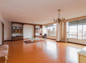 679495_iQ3b1_679495679cd9605f6b2.jpg · Apartamento para Reforma, 4 quartos sendo 1 suíte, living amplo, 1 vaga e 1 deposito.