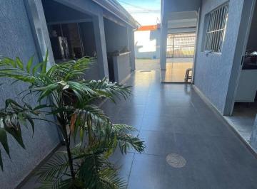 Foto 01 · Imperdível Casa à Venda em Indaiatuba-SP, Bairro Jardim Califórnia! 3 Quartos, 2 Suítes, 1 Sala, 2 B