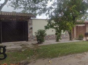 Casa · 115m² · 2 Quartos · 4 Vagas · Casa à Venda em Boracéia, Bertioga – 400m da Praia