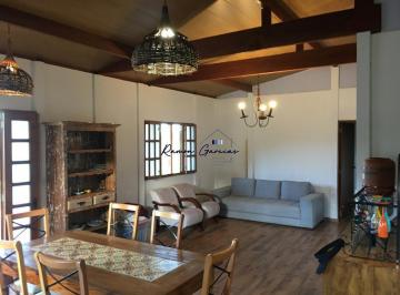 Casa · 181m² · 3 Quartos · Casa em Condomínio Rural com 3 Quartos e 2 Suítes - Sete Lagoas/MG