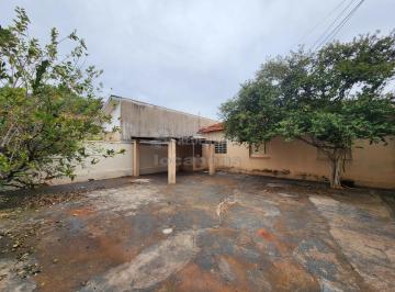 Casa · 242m² · 3 Quartos · 3 Vagas · Casa para locação no bairro Parque Industrial