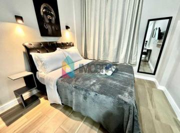 Apartamento · 19m² · 1 Quarto · Conjugado reformado para Temporada em Botafogo.