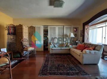 Apartamento · 221m² · 4 Quartos · 1 Vaga · Apartamento com 221m², 4 quartos sendo 1 suíte