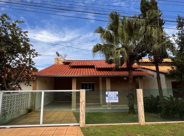 Casa de 3 quartos, Caldas Novas · Casa no Condomínio Metodista em Caldas Novas GO