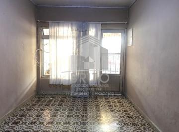 Foto 03 · Casa térrea com edícula, 02 vagas de garagem. Ótima localização à 100 metros da futura estação Água 