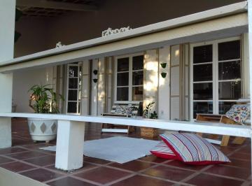 b8b990fe46239ecffead250cc3a4f5152d65de2e · VENDE-SE LINDA CASA 246M2 - 3 SUÍTES - SANTA TEREZA - ILHABELA