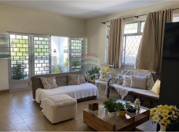 Casa · 526m² · 3 Quartos · 2 Vagas · Oportunidade Única: Casa Impecável em Curicica!