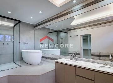 Casa · 840m² · 5 Quartos · 5 Vagas · Casa em  Rua dos Sabiás - Cidade Jardim - Uberlândia/MG