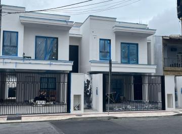 Casa · 160m² · 3 Quartos · 2 Vagas · Casa Duplex 3 suítes!