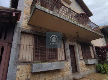 Casa · 260m² · 6 Quartos · 2 Vagas · Casa em Condomínio em Alto, Teresópolis/RJ