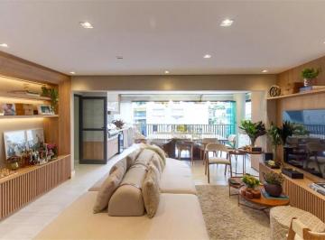 Apartamento de 3 quartos, São Paulo · Imóvel 150m² sala de estar com varanda, 3 suítes, lazer completo Perdizes
