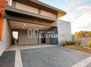 Casa · 218m² · 3 Quartos · 2 Vagas · CONDOMINIO ALVORADA RESIDENCIAL
