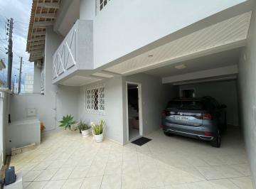 649199_ivt6zGXCk5Js8_649199672e865a52719.jpg · Casa à venda no centro de Balneário Camboriú- SC.