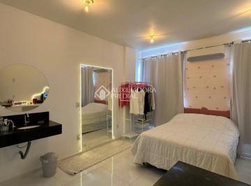 Apartamento · 30m² · 1 Quarto · FINANCIÁVEL Studio Centro de Floripa - Oportunidade de Investimento ou moradia!