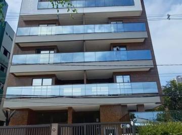 Apartamento · 57m² · 2 Quartos · 2 Vagas · Uma quadra do mar, seminovo, mobiliado. Sacada com vista, 4o. Andar