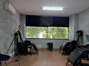 Comercial · 45m² · Conjunto Comercial/sala à venda no Gonzaga em Santos.