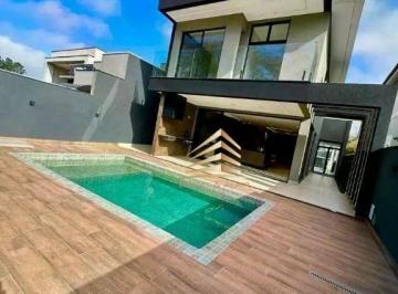8cd996a863e9e23d024a5a7b20b1aad94635110d · Casa de Alto Padrão à Venda no Condomínio Aruã | 4 Suítes, Automação, Carregador para Carro Elétrico