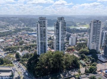 Apartamento · 245m² · 4 Quartos · 3 Vagas · Apartamento alto padrão com vista 360º para o Parque Barigui – MAI Terrace | 245m² privativos | 3 (o