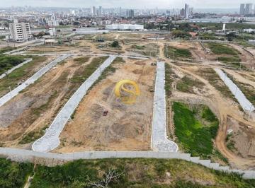 Terreno · 220m² · Repasse lote no condomínio Acquaville Class.