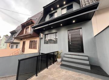 Casa de 5 quartos, Curitiba · Sobrado com piscina aquecida no Tingui