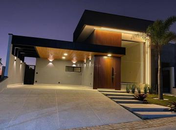 Casa · 165m² · 3 Quartos · 2 Vagas · Casa Térrea à Venda com 3 dormitórios sendo 1 suíte com closet e Demi suíte para os demais dormitóri