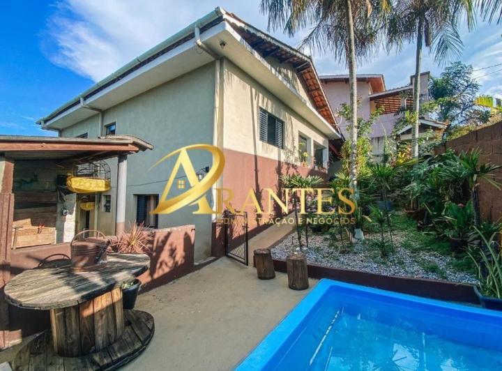 Casa à venda com 3 Quartos, Jardim Santos Reis, Piracaia - R$ 600.000 ...