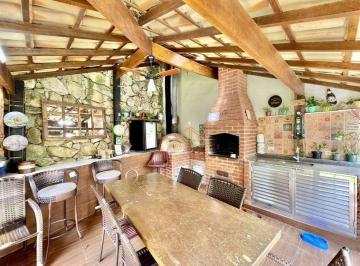 bf9a2c2324327a9b9ccc5dd725d5de6e9c99e46d · Casa com 3 dormitórios à venda, 183 m² por R$ 1.280.000,00 - Chácara Santa Lúcia - Carapicuíba/SP