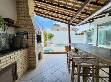 2 · Casa com 4 quartos sendo 1 suíte e 234,00m² no Campeche