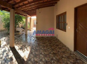 Casa · 107m² · 3 Quartos · 4 Vagas · Casa à venda em Jardim do Vale, Jacareí