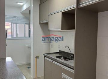 Apartamento · 52m² · 2 Quartos · 1 Vaga · Apartamento no terceiro andar em Jardim das Indústrias, Jacareí