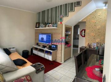 Casa · 75m² · 2 Quartos · 2 Vagas · Sobrado de 2 quartos para venda no Jardim California