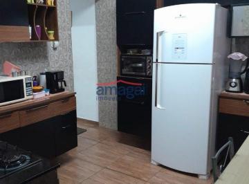 Casa · 120m² · 3 Quartos · 2 Vagas · Sobrado a venda no Jardim do Vale Jacareí.
