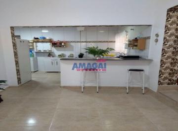 130464_i2liu4zt577462j3_1304646578a9755fe9c.jpg · Casa à venda em Jacareí - Centro