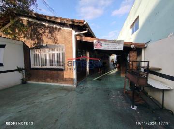 Casa · 99m² · 2 Quartos · 2 Vagas · Casa com Quintal em Jacareí - Parque Santo Antônio