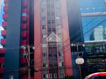 Apartamento · 31m² · 1 Quarto · VIVA NO CENTRO DE CURITIBA: APARTAMENTO MOBILIADO