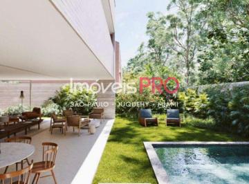 Casa · 728m² · 4 Quartos · 4 Vagas · Casa em Condomínio no Jardim Petrópolis