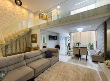 Casa · 160m² · 4 Quartos · 2 Vagas · Casa Alto Padrão 4 Quartos, 3 Suítes, Nascente, Móveis Planejados à Venda na QSC 19 - Taguatinga Sul