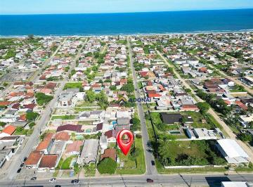 89038453d343cb484a30dc0574f677c17b32b632 · Casa com 2 dormitórios à venda, 70 m² por R$ 480.000,00 - Coroados - Guaratuba/PR