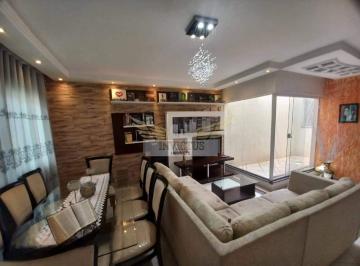 Casa · 218m² · 3 Quartos · 6 Vagas · Sobrado com 3 Quartos para Comprar, 218m² - Jardim das Maravilhas, Santo André/SP.