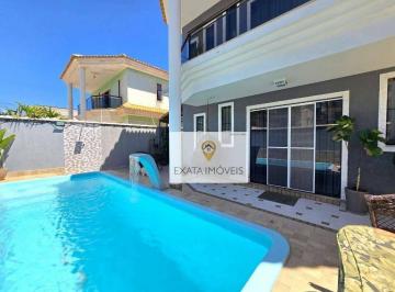b82ce4590c82aefaa245f5880db2d15cc276a342 · Casa 4 quartos com piscina, Rio das Ostras/RJ