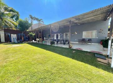 Casa · 180m² · 3 Quartos · 8 Vagas · Casa 3 Quartos Bernardo Sayão Guará II