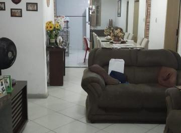 Casa de 4 quartos, Aracaju · Casa no bairro Luzia, próximo a Av. Hermes Fontes