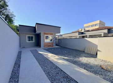 Casa · 60m² · 3 Quartos · 2 Vagas · CASA 3 Q SENDO UMA SUÍTE COM TERRENO AMPLO