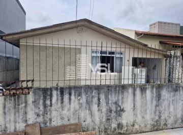 Foto 01 · CASA com 3 dormitórios no Monte Verde, escritura pública, ótima localização