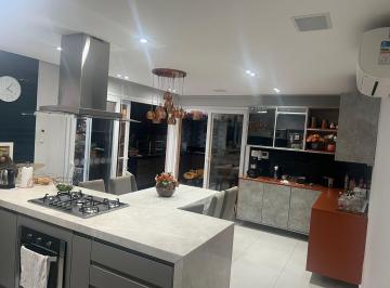 Casa de 3 quartos, São Paulo · Linda casa para venda na Vila Sônia com 3 Suítes e churrasqueira