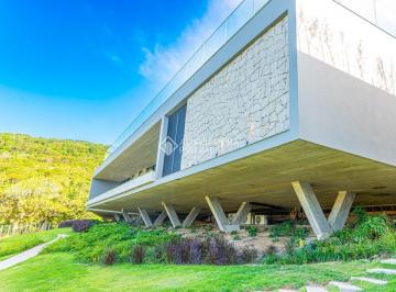 Casa · 575m² · 4 Quartos · A SUA CASA COM VISTA ETERNA PARA O MAR.